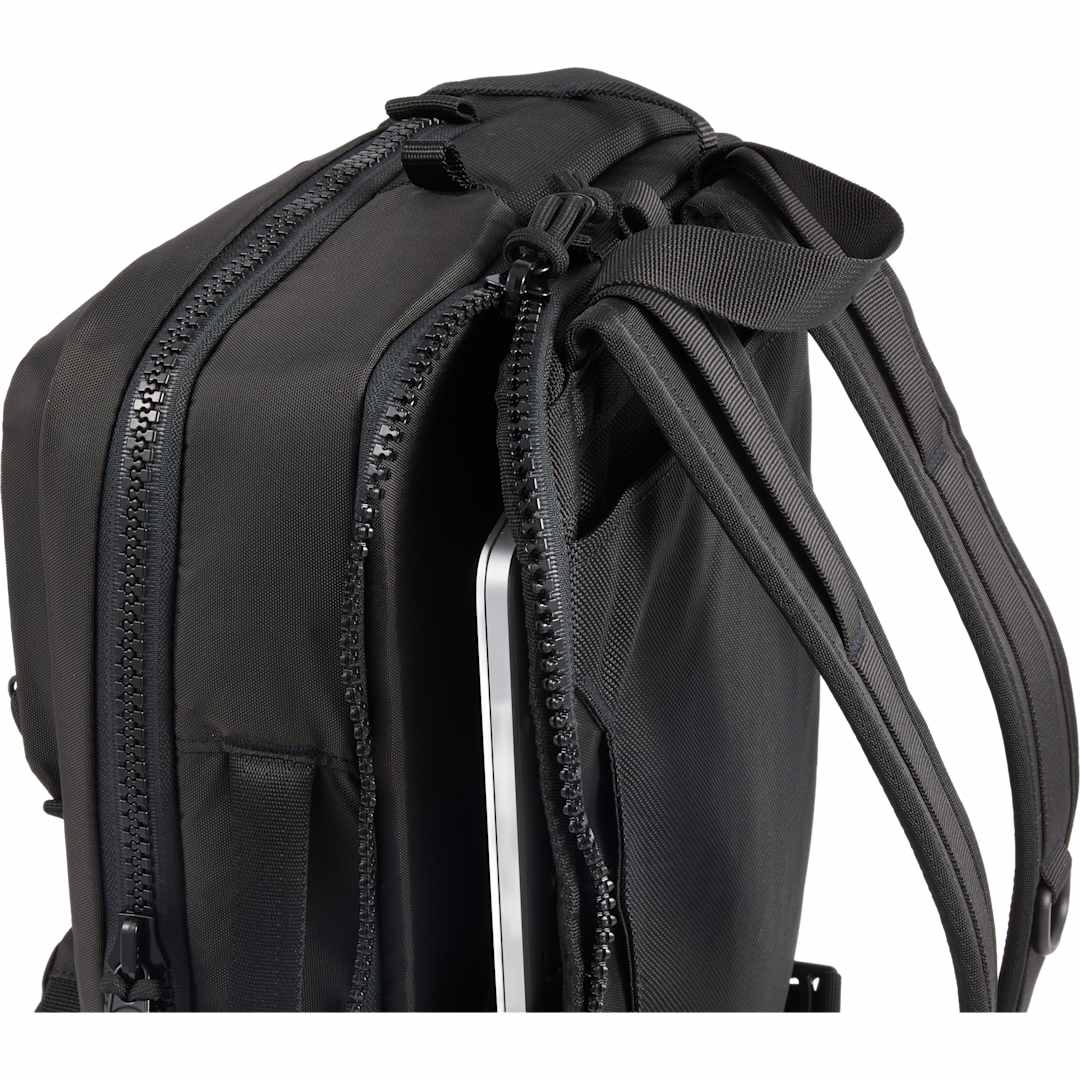 Topo Recycled Global Briefcase
