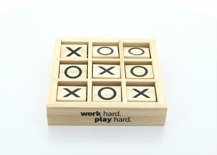 Tic-Tac-Toe Desktop Game