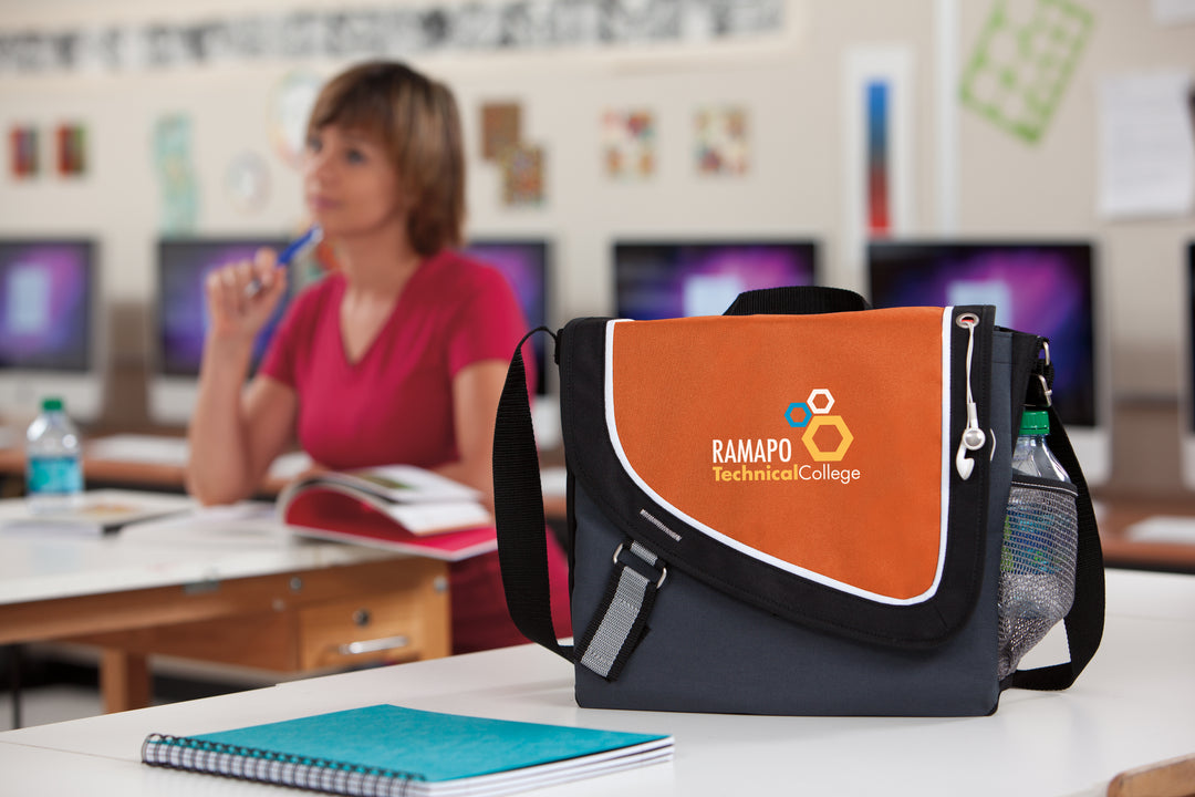 Atchison® A Step Ahead Messenger