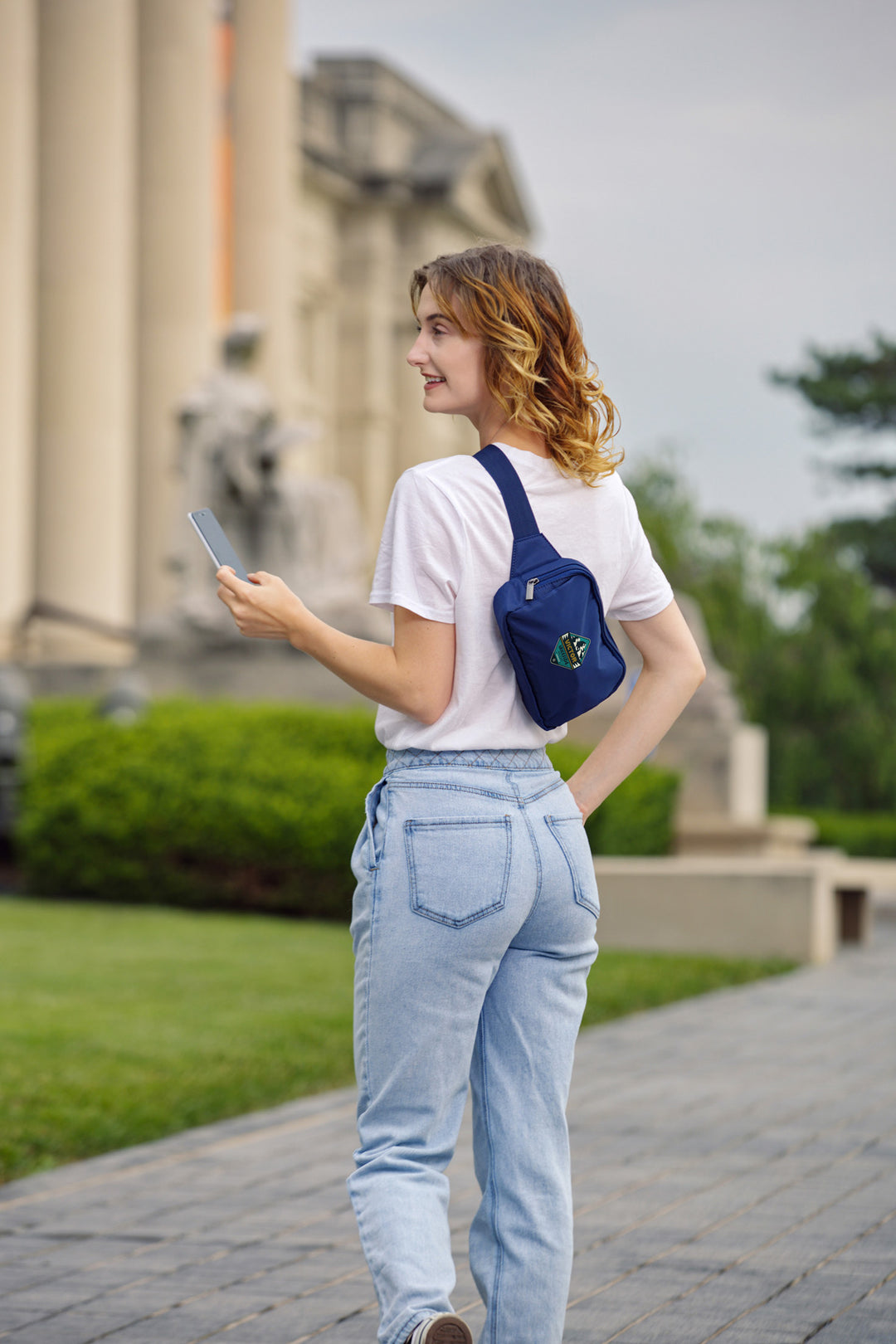 AeroLOFT® Anywhere Belt Bag - Large