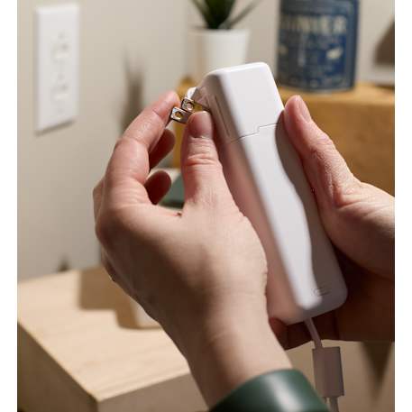 ETL Listed 5000 mAh 20W PD Power Bank with AC Plug