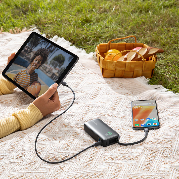 Anker® Nano Power Bank(30W,Built-In USB-C Cable)