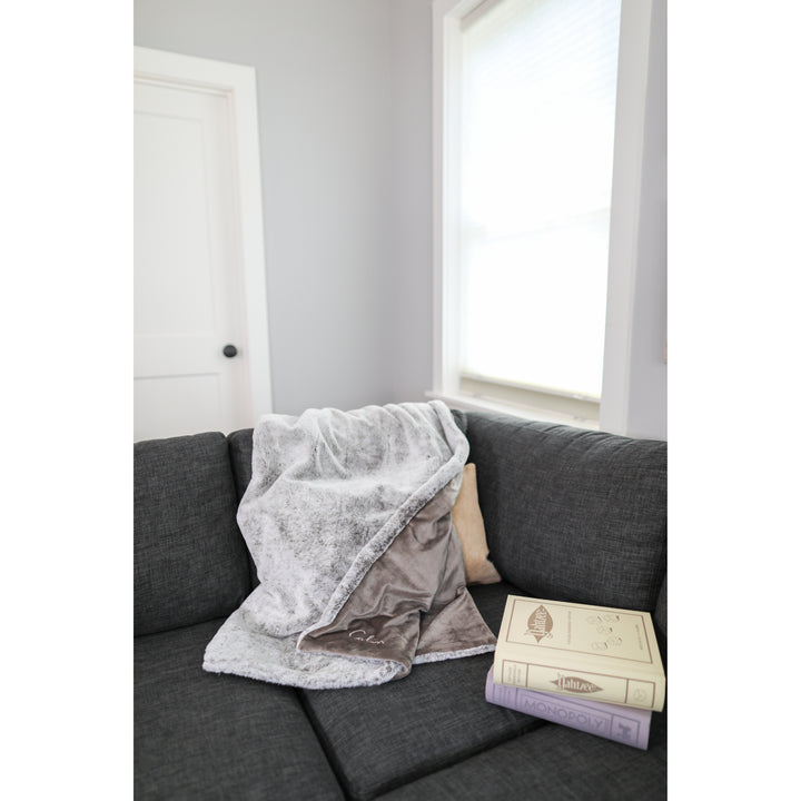 Luxe Faux Fur Throw Blanket