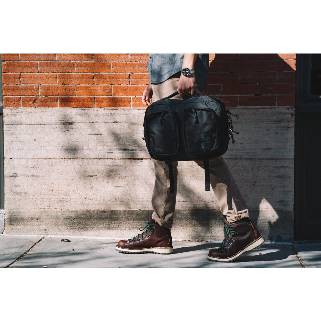 Topo Recycled Global Briefcase