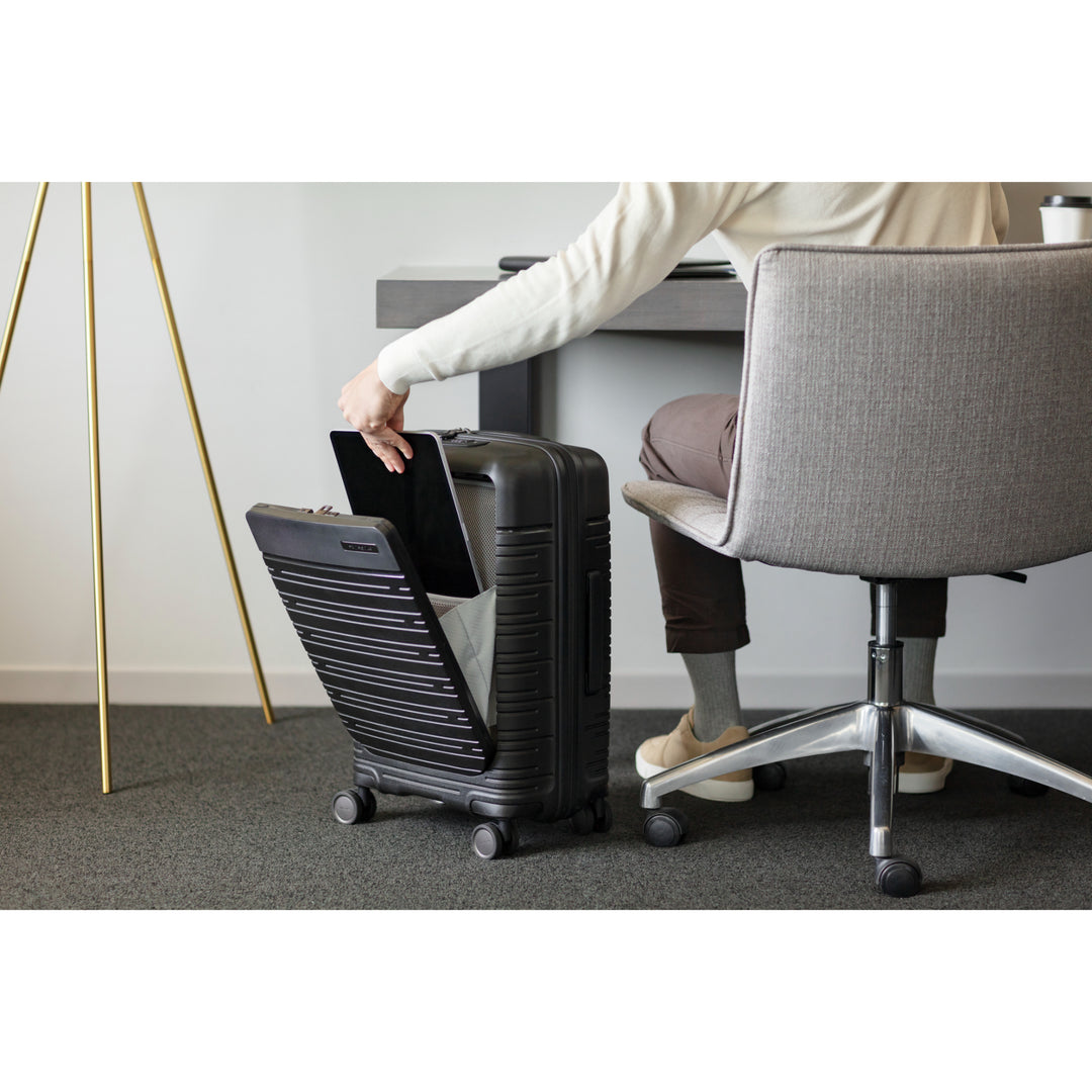 Samsonite Elevation™ Plus Carry-On Spinner